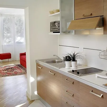 Hotel apartamentowy Ognina 2*